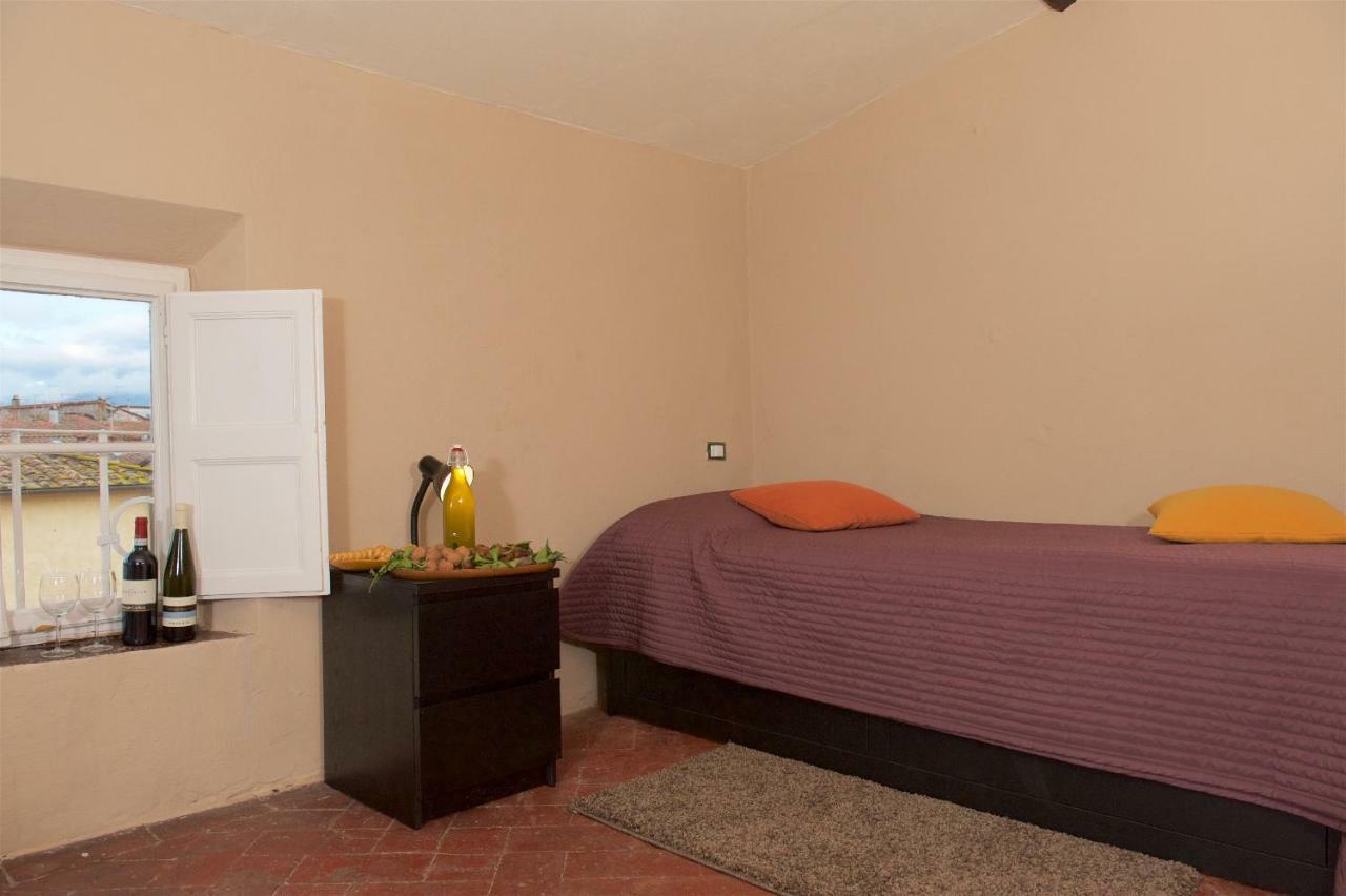 Liberi Mercanti - Guest House Affittacamere ルッカ エクステリア 写真
