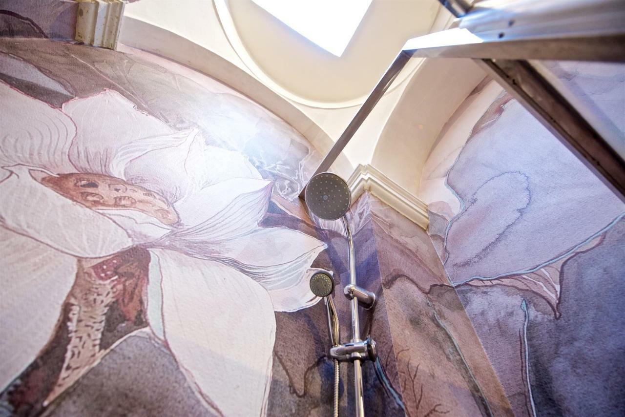 Liberi Mercanti - Guest House Affittacamere ルッカ エクステリア 写真