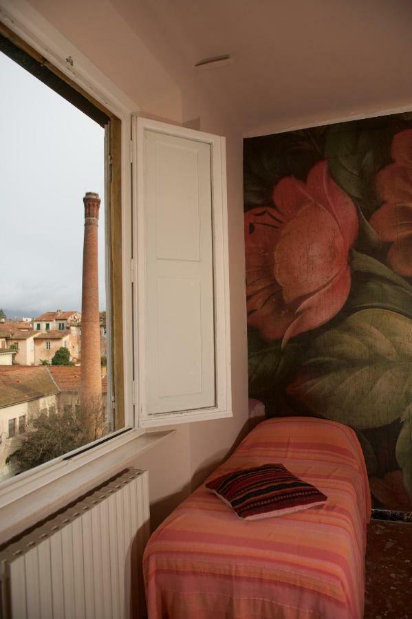 Liberi Mercanti - Guest House Affittacamere ルッカ エクステリア 写真